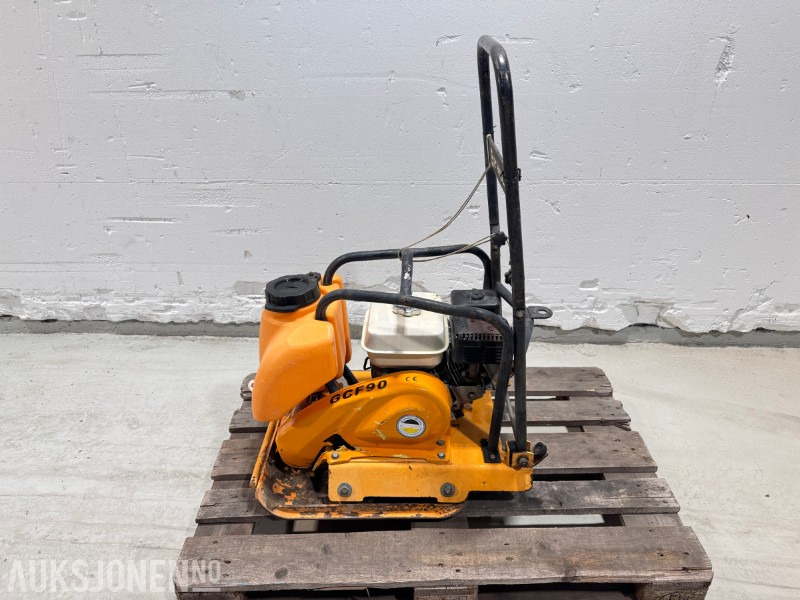 Gewilson GCF90 Vibroplate / 85 kg - Rolo: foto 1 Gewilson GCF90 Vibroplate / 85 kg - Rolo: foto 1