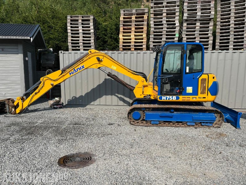 Hanix H75B gravemaskin - Escavadeira: foto 1 Hanix H75B gravemaskin - Escavadeira: foto 1