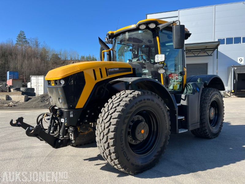 JCB 4220 Icon - spakstyring - lite timer, mye utstyr - Trator: foto 1 JCB 4220 Icon - spakstyring - lite timer, mye utstyr - Trator: foto 1