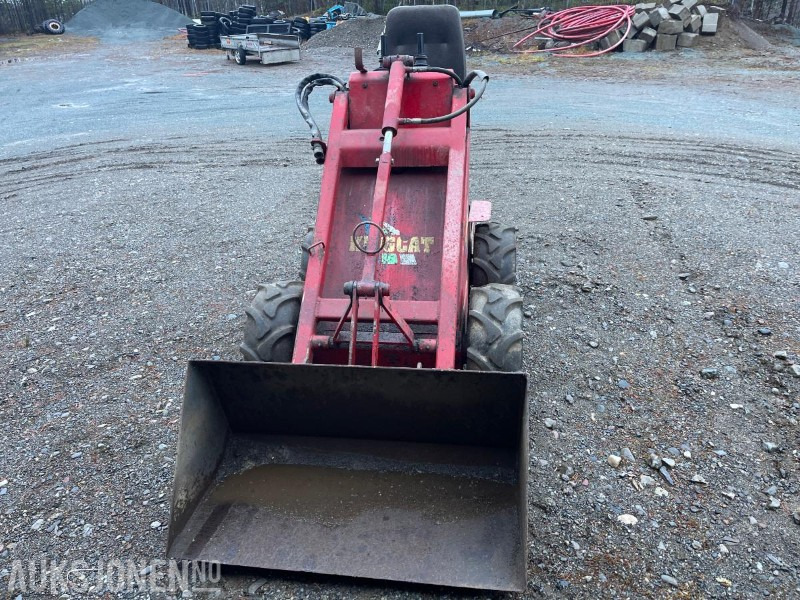 Kingcat KC 500 kompaktlaster med skuffe og pallegafler - Mini pá carregadora: foto 2 Kingcat KC 500 kompaktlaster med skuffe og pallegafler - Mini pá carregadora: foto 2