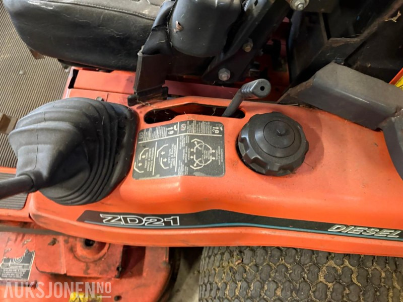 Kubota ZD21 plenklipper - Equipamento de construção: foto 5 Kubota ZD21 plenklipper - Equipamento de construção: foto 5