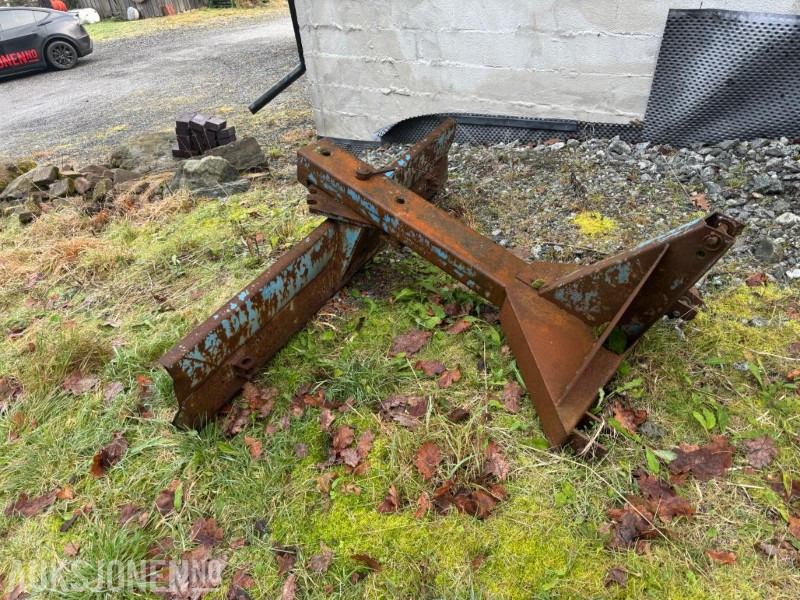 1900 BAKMONTERT SKJÆR MED 3-PUNKTSFESTE - Máquina agrícola: foto 2 1900 BAKMONTERT SKJÆR MED 3-PUNKTSFESTE - Máquina agrícola: foto 2