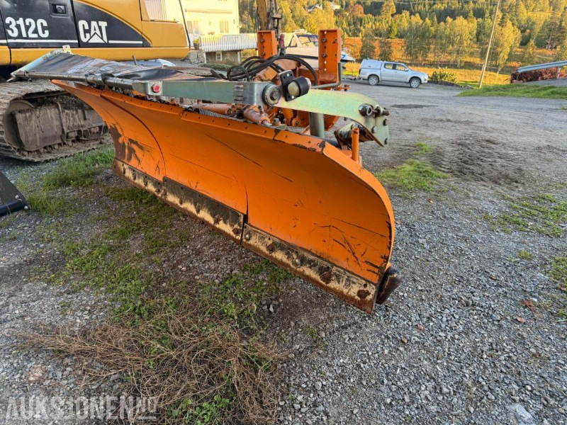 2000 Hydrac LB 300 Snøskjær - Máquina agrícola: foto 1 2000 Hydrac LB 300 Snøskjær - Máquina agrícola: foto 1