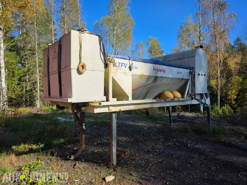 2009 Falkøping mixer C-LTFV - Máquina agrícola: foto 2 2009 Falkøping mixer C-LTFV - Máquina agrícola: foto 2