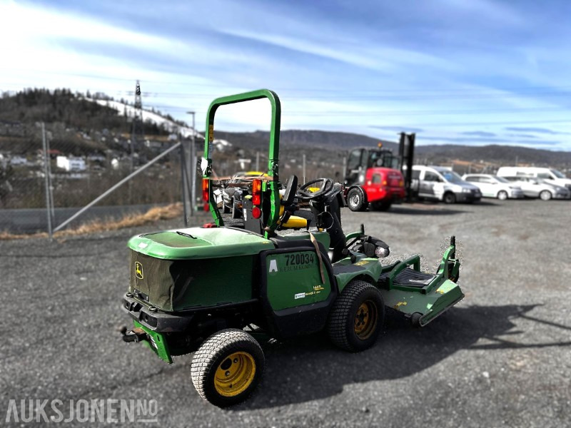 2013 John Deere 1445 series II 4WD frontmontert gressklipper - Máquina agrícola: foto 5 2013 John Deere 1445 series II 4WD frontmontert gressklipper - Máquina agrícola: foto 5
