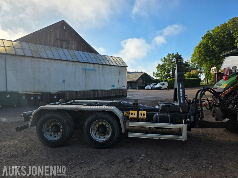 2016 STRONGA HOOKLOADA STRONGA Kroktilhenger - Tillatt totaltvekt 22000 kg - Máquina agrícola: foto 3 2016 STRONGA HOOKLOADA STRONGA Kroktilhenger - Tillatt totaltvekt 22000 kg - Máquina agrícola: foto 3