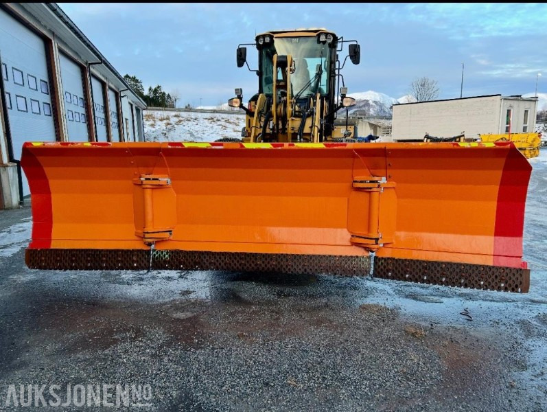 2016 Tellefsdal U-Plog - Type H2 - 4600 mm bredde - Volvo BM feste - Máquina agrícola: foto 2 2016 Tellefsdal U-Plog - Type H2 - 4600 mm bredde - Volvo BM feste - Máquina agrícola: foto 2