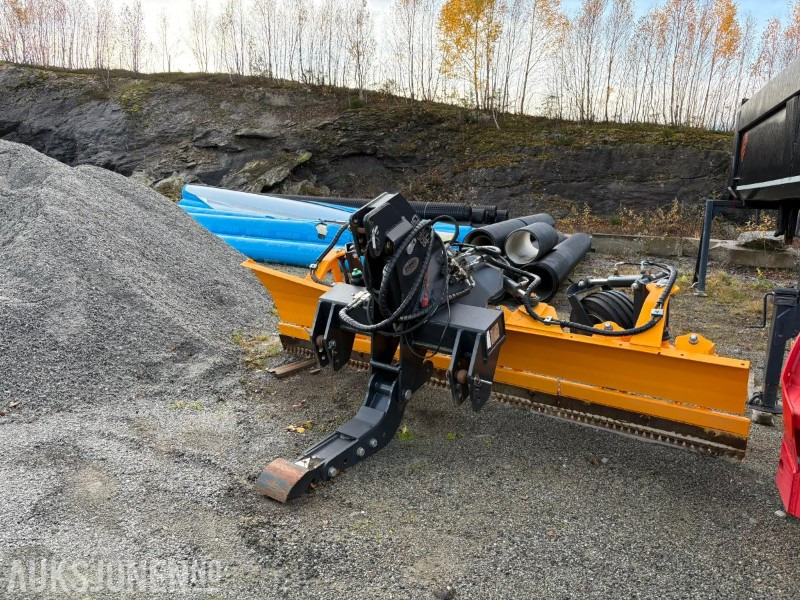 2023 GIGANT 305 ISSKJÆR - Máquina agrícola: foto 1 2023 GIGANT 305 ISSKJÆR - Máquina agrícola: foto 1