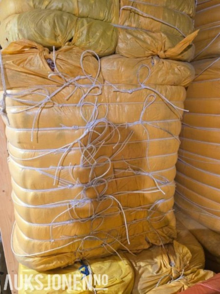 2025 60 liter vedsekker 4000 stk - Máquina agrícola: foto 3 2025 60 liter vedsekker 4000 stk - Máquina agrícola: foto 3