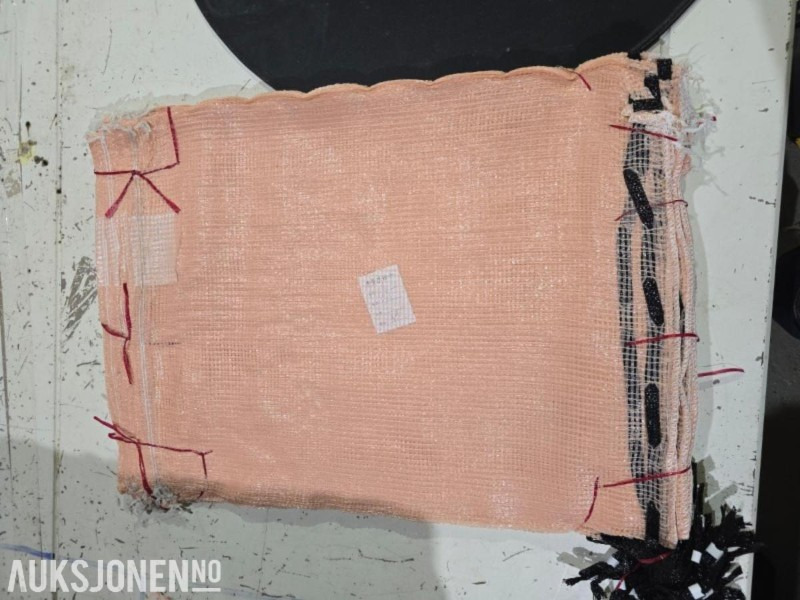 2025 60 liter vedsekker 4000 stk - Máquina agrícola: foto 2 2025 60 liter vedsekker 4000 stk - Máquina agrícola: foto 2