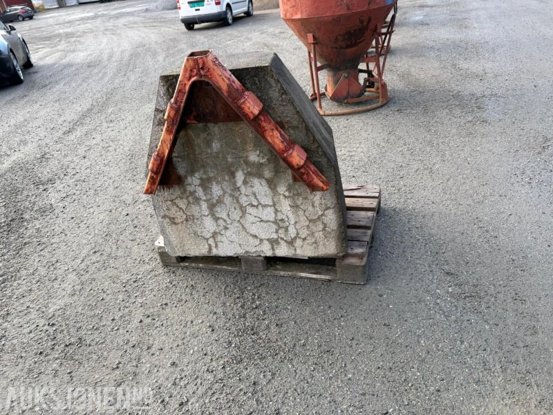 BETONGLODD TIL TRAKTOR - Máquina agrícola: foto 2 BETONGLODD TIL TRAKTOR - Máquina agrícola: foto 2