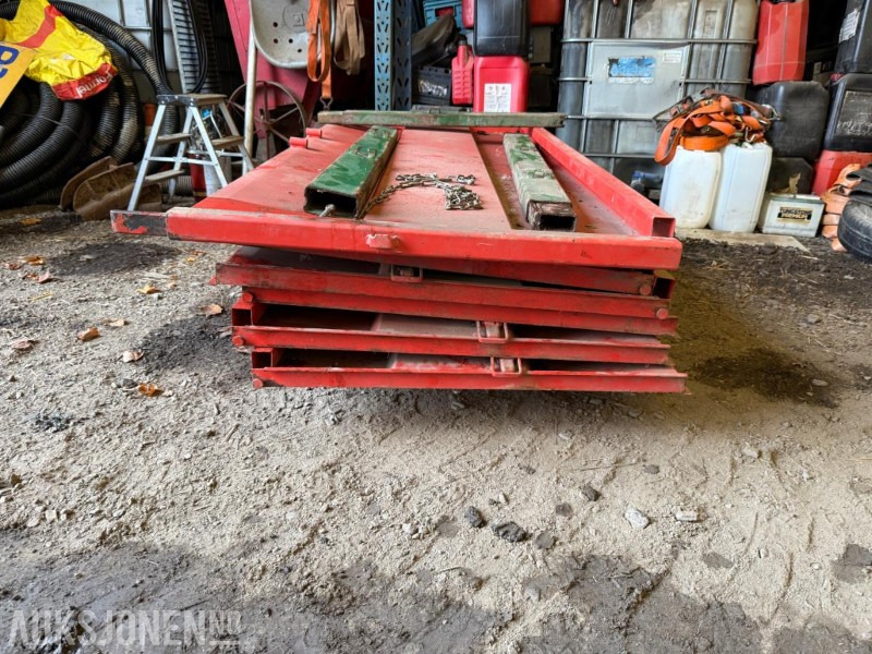 Høykarmsett til Orkel T85 traktorhenger - Máquina agrícola: foto 2 Høykarmsett til Orkel T85 traktorhenger - Máquina agrícola: foto 2