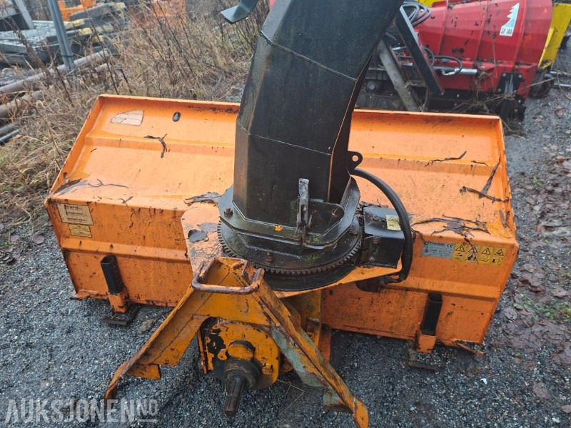 Hydromann 1500 H Snøfreser - Máquina agrícola: foto 3 Hydromann 1500 H Snøfreser - Máquina agrícola: foto 3