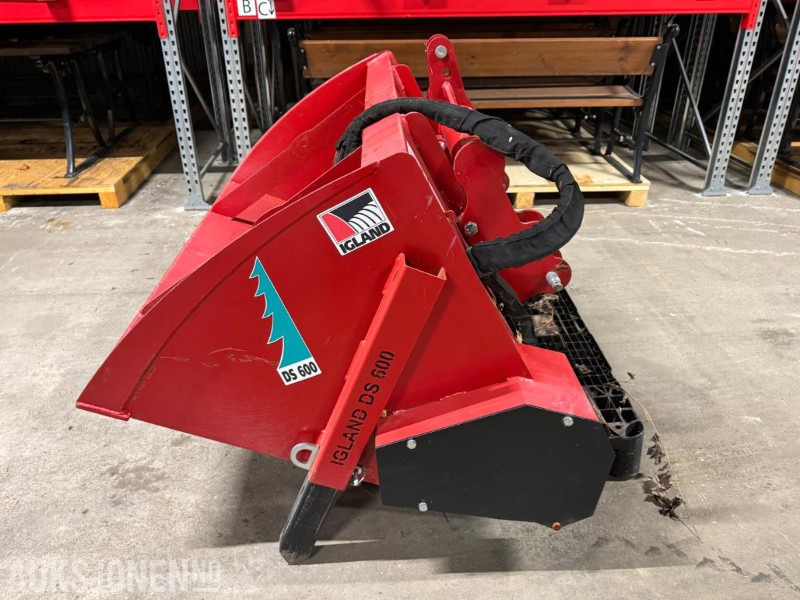 Igland DS 600 hydraulisk sandstrøer - Máquina agrícola: foto 2 Igland DS 600 hydraulisk sandstrøer - Máquina agrícola: foto 2
