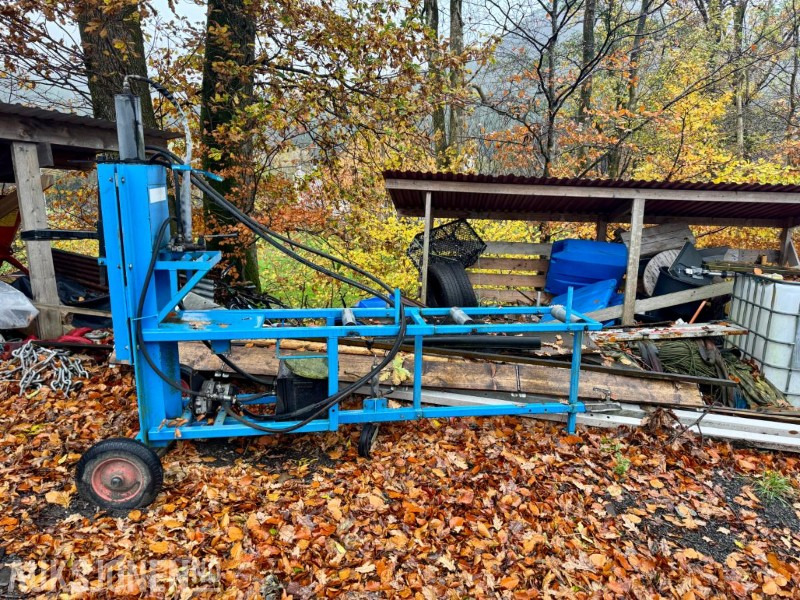 Svedbro Smida AB Vedklipper - Kløyvemaskin - Máquina agrícola: foto 4 Svedbro Smida AB Vedklipper - Kløyvemaskin - Máquina agrícola: foto 4