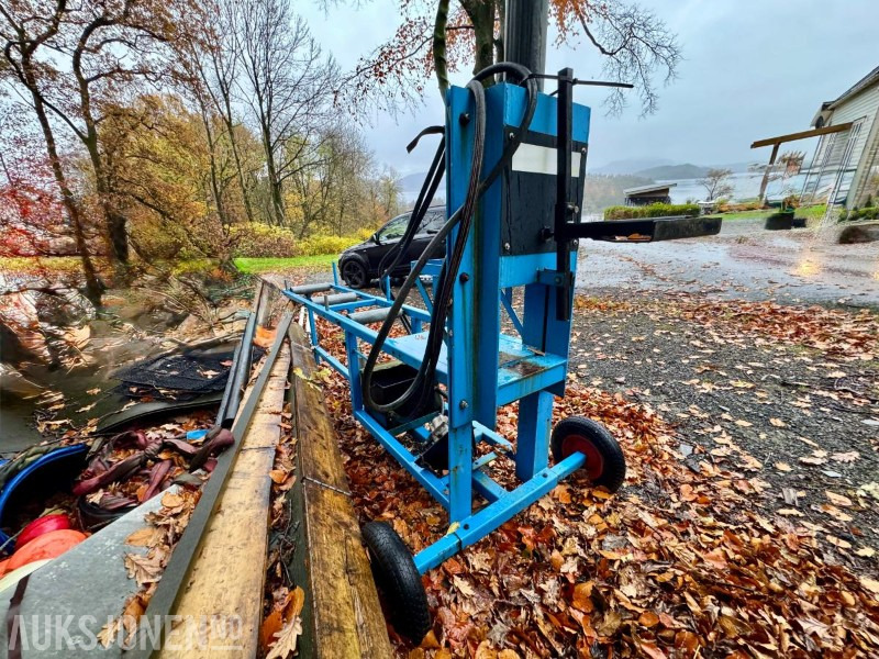 Svedbro Smida AB Vedklipper - Kløyvemaskin - Máquina agrícola: foto 3 Svedbro Smida AB Vedklipper - Kløyvemaskin - Máquina agrícola: foto 3