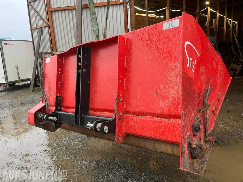 Tokwam Sma 1100 sandstrøer - Máquina agrícola: foto 1 Tokwam Sma 1100 sandstrøer - Máquina agrícola: foto 1