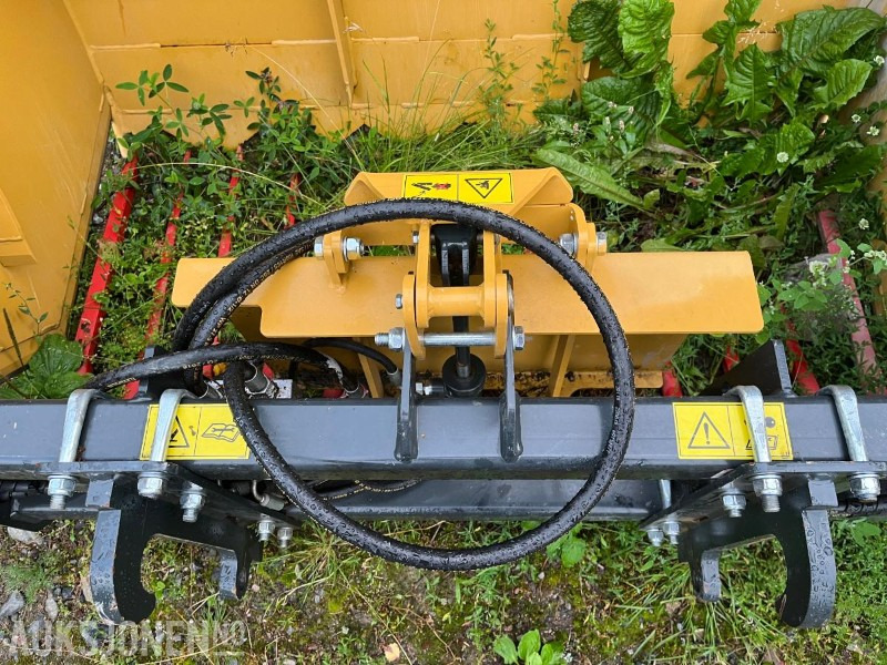 Ubrukt Rundballutpakker/splitter TANCO I75 MULTI SHEAR - Máquina agrícola: foto 5 Ubrukt Rundballutpakker/splitter TANCO I75 MULTI SHEAR - Máquina agrícola: foto 5