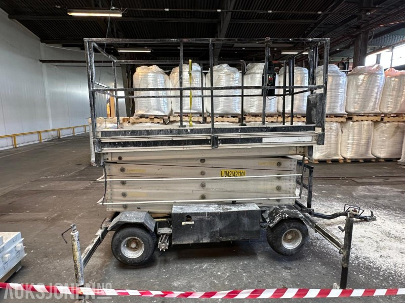 Maxmade - Maxlift outdoor - Sakselift - Plataforma aérea: foto 5 Maxmade - Maxlift outdoor - Sakselift - Plataforma aérea: foto 5