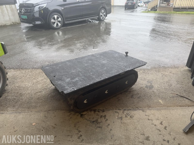 Multimaskin med tipp og moduler. Beltegående. Elektrisk drift, fjernkontroll ++ - Equipamento de construção: foto 3 Multimaskin med tipp og moduler. Beltegående. Elektrisk drift, fjernkontroll ++ - Equipamento de construção: foto 3
