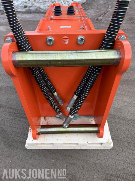 Ny KM 1400 Pigghammer med s70 HK feste - Martelo hidráulico para Máquina de construção: foto 4 Ny KM 1400 Pigghammer med s70 HK feste - Martelo hidráulico para Máquina de construção: foto 4