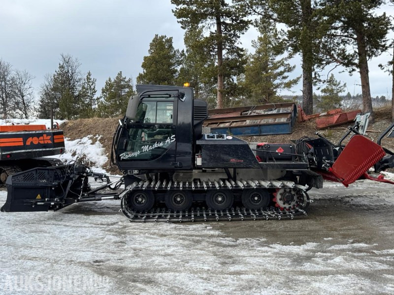 Prinoth Husky Tiller tråkkemaskin / Sporsetter / 2435 timer - Equipamento de construção: foto 2 Prinoth Husky Tiller tråkkemaskin / Sporsetter / 2435 timer - Equipamento de construção: foto 2