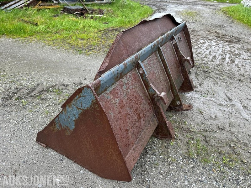 SKUFFE TIL MERLO LASTER - Balde carregador: foto 5 SKUFFE TIL MERLO LASTER - Balde carregador: foto 5