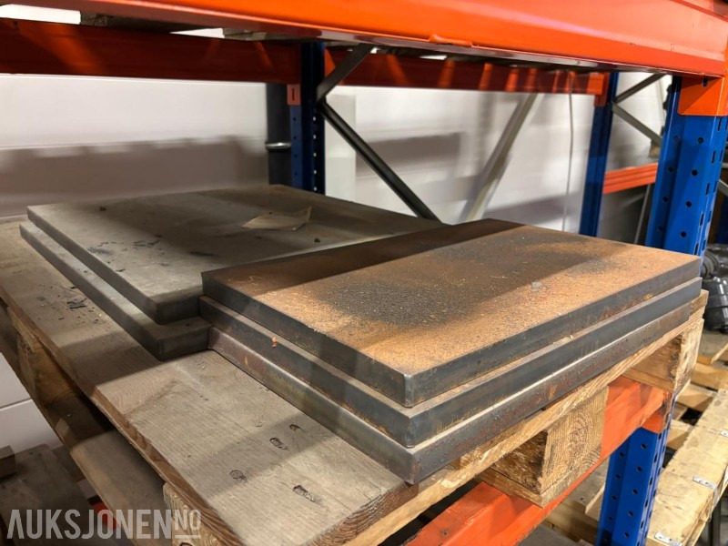 Stålplater - Nytt, ubrukt, forskjellige tykkelser og og lengder - se bilder. - Equipamento de construção: foto 1 Stålplater - Nytt, ubrukt, forskjellige tykkelser og og lengder - se bilder. - Equipamento de construção: foto 1