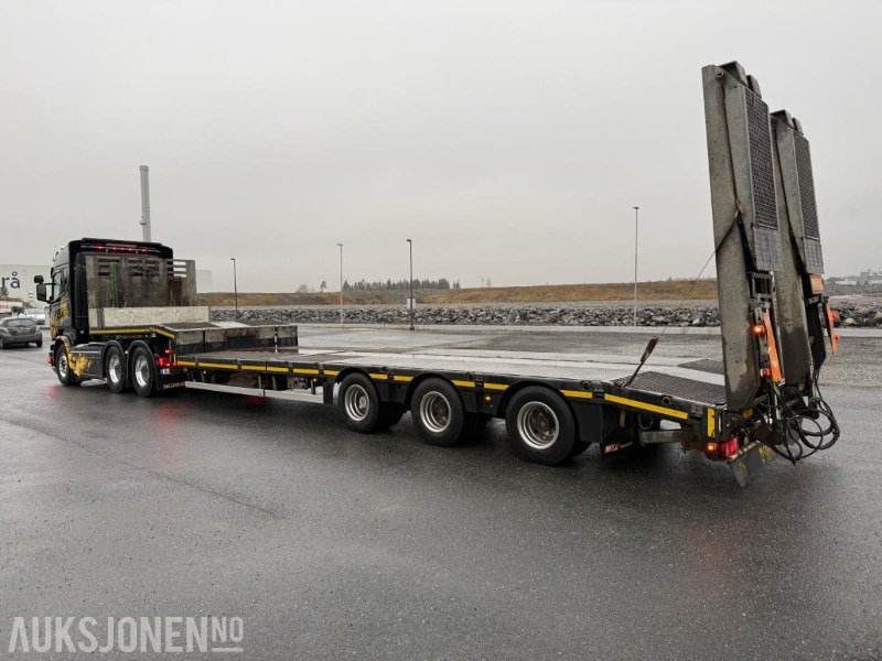 2015 Scania R580 TUNGTREKKER M/MASKINHENGER 6X4 SERVICEHISTORIKK EURO-6 581HK. - Tractor: foto 4 2015 Scania R580 TUNGTREKKER M/MASKINHENGER 6X4 SERVICEHISTORIKK EURO-6 581HK. - Tractor: foto 4