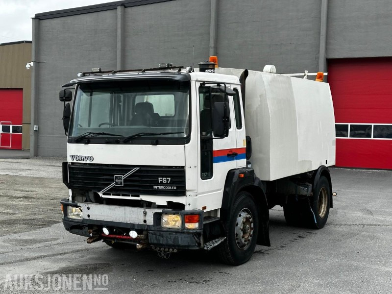 1995 Volvo FS 718 4x2 Sopebil/Feiebil - Veículo municipal/ Especial: foto 1 1995 Volvo FS 718 4x2 Sopebil/Feiebil - Veículo municipal/ Especial: foto 1