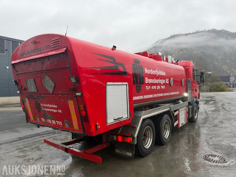 1999 Scania R124 Spyle/sugebil med Korp&Son påbygg - Veículo municipal/ Especial: foto 4 1999 Scania R124 Spyle/sugebil med Korp&Son påbygg - Veículo municipal/ Especial: foto 4