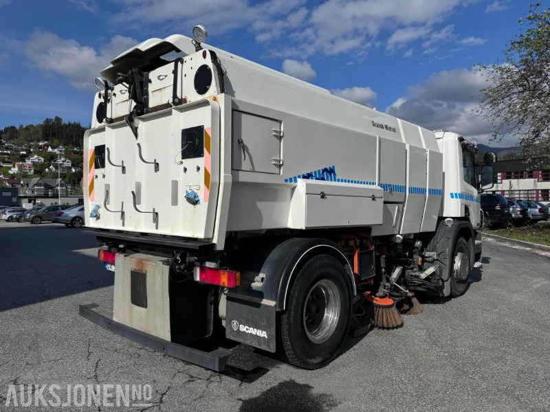 2006 Scania P340 DB - 4X2 - HNA Feiebil - Gått kun 99.688 km - Veículo municipal/ Especial: foto 4 2006 Scania P340 DB - 4X2 - HNA Feiebil - Gått kun 99.688 km - Veículo municipal/ Especial: foto 4