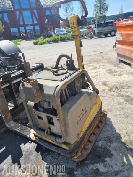 Wacker Neuson DPU 65/55 vibroplate - Rolo: foto 4 Wacker Neuson DPU 65/55 vibroplate - Rolo: foto 4