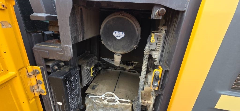 Escavadora de rastos Volvo EC 300 EL: foto 26 Escavadora de rastos Volvo EC 300 EL: foto 26