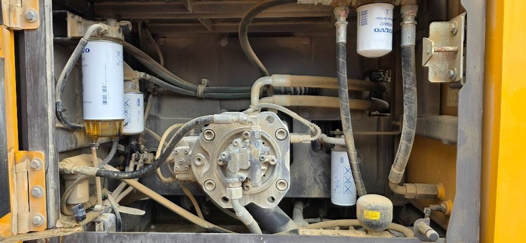 Escavadora de rastos Volvo EC 300 EL: foto 24 Escavadora de rastos Volvo EC 300 EL: foto 24