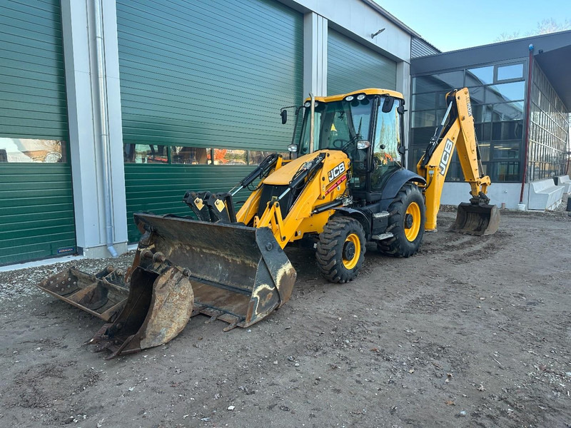 JCB 3CX 14 Excellent condition - LOW Hours - 3 digging buckets - Retroescavadeira: foto 1 JCB 3CX 14 Excellent condition - LOW Hours - 3 digging buckets - Retroescavadeira: foto 1