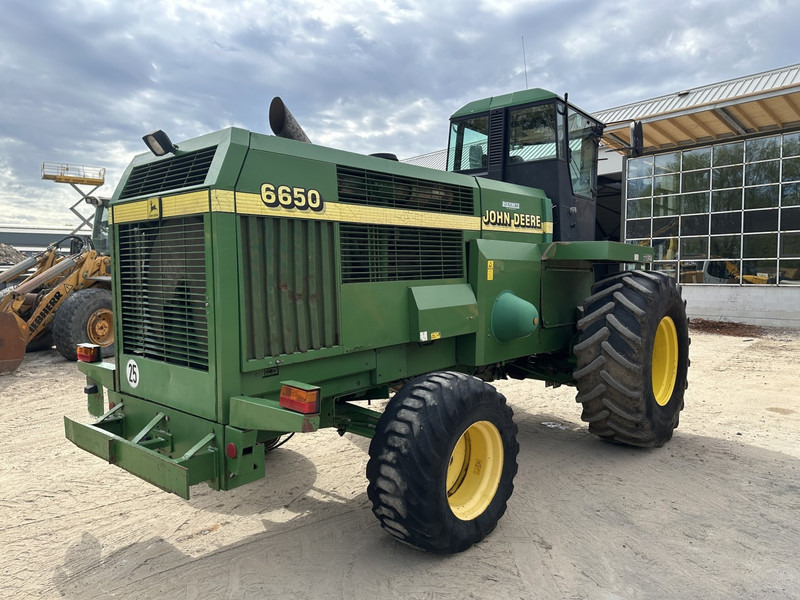 John Deere 6650 FOR PARTS - Picadora de forragem automotriz: foto 5 John Deere 6650 FOR PARTS - Picadora de forragem automotriz: foto 5