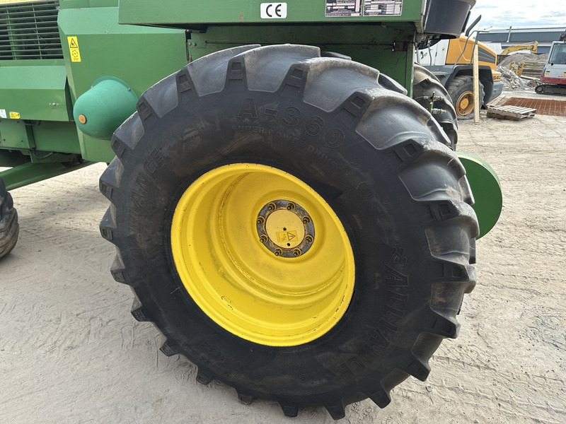 Picadora de forragem automotriz John Deere 6650 FOR PARTS: foto 9