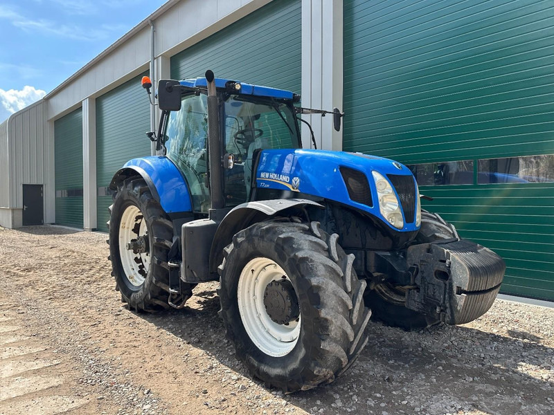 New Holland T7.235 Power Command - Trator: foto 2 New Holland T7.235 Power Command - Trator: foto 2