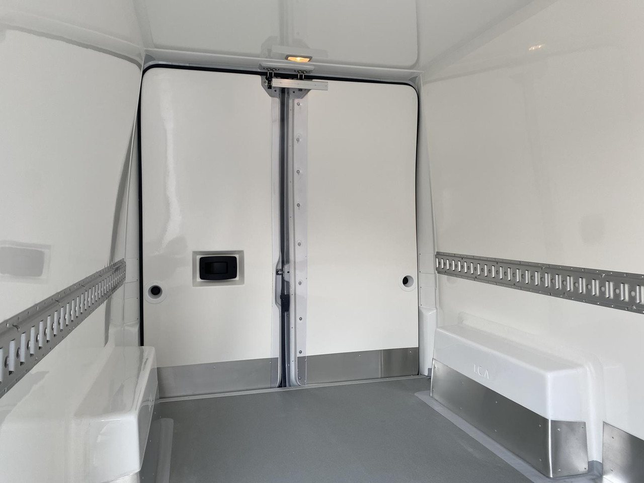 Carrinha frigorífica novo CITROEN JUMPER L3H2 180PS CONFORT 35 / FRISCHDIENST ATP BIS 0 + KONVEKTA: foto 12