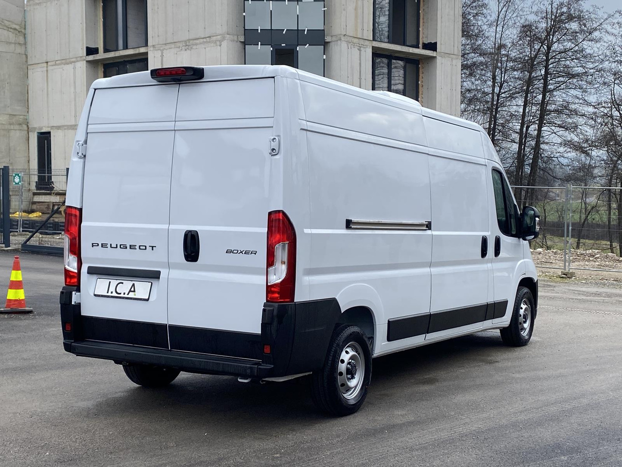 PEUGEOT BOXER L3H2 180PS CONFORT 335 / FRISCHDIENST BIS 0 + KONVEKTA FK2321 12-230V - Carrinha frigorífica: foto 4 PEUGEOT BOXER L3H2 180PS CONFORT 335 / FRISCHDIENST BIS 0 + KONVEKTA FK2321 12-230V - Carrinha frigorífica: foto 4