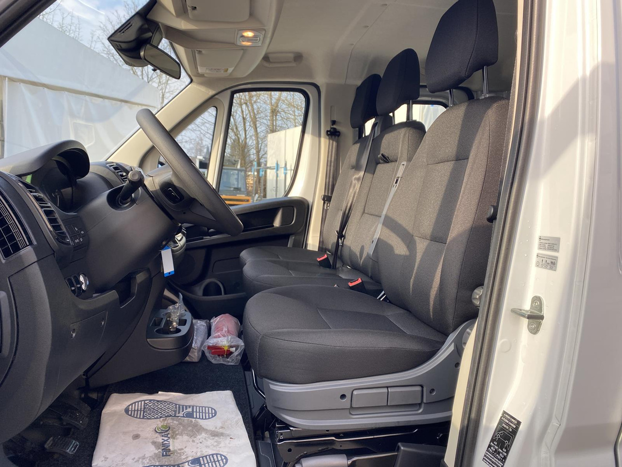 Locação financeira de PEUGEOT BOXER L4 DOKA 180 PS | SCATTOLINI DREISEITENKIPPER 3150MM PEUGEOT BOXER L4 DOKA 180 PS | SCATTOLINI DREISEITENKIPPER 3150MM: foto 17