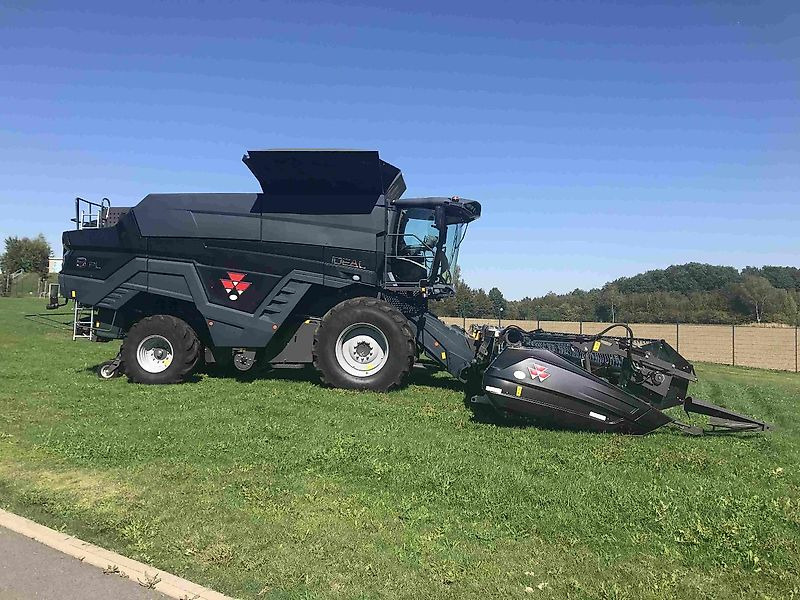 Massey Ferguson IDEAL 8 PL - Ceifeira debulhadora: foto 1 Massey Ferguson IDEAL 8 PL - Ceifeira debulhadora: foto 1