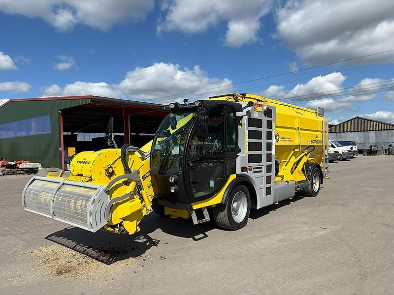 Sgariboldi MAV 6214 4-Radlenkung & Strohhäcksler - Misturadora Alimentadora: foto 1 Sgariboldi MAV 6214 4-Radlenkung & Strohhäcksler - Misturadora Alimentadora: foto 1
