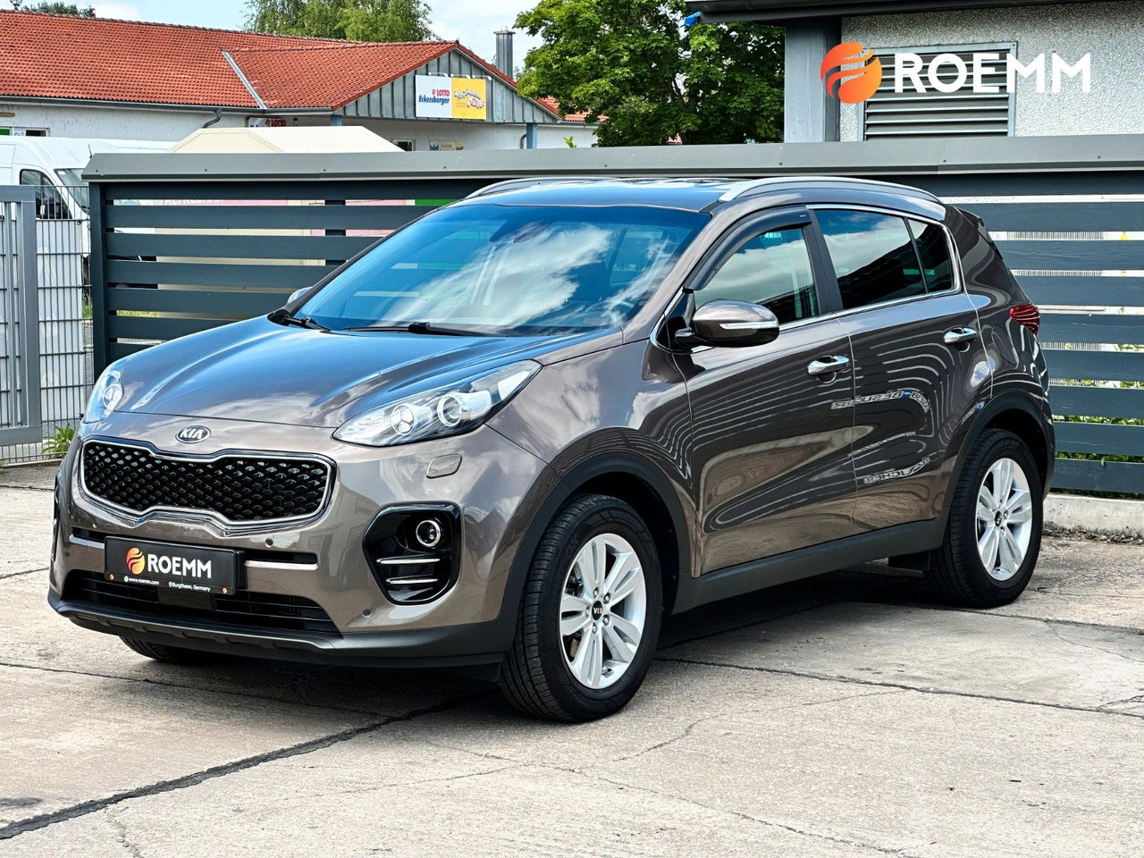 Kia Sportage Spirit 2WD*GARANTIE*JBL*Start/Stopp* - SUV: foto 1 Kia Sportage Spirit 2WD*GARANTIE*JBL*Start/Stopp* - SUV: foto 1