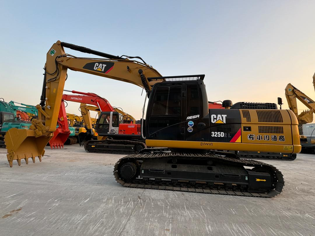 Caterpillar 325D CAT 325D2 329D 330D 330D2 25 Ton Used Excavator for Sale - Escavadora de rastos: foto 2 Caterpillar 325D CAT 325D2 329D 330D 330D2 25 Ton Used Excavator for Sale - Escavadora de rastos: foto 2
