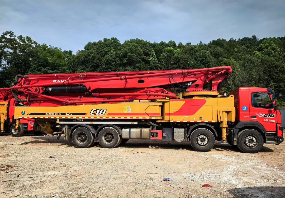 VOLVO 62 Meters Original Concrete Pump Truck Construction Machinery Cement Pumping Equipment Mounted Concrete Pump Truck - Equipamento de betão: foto 5 VOLVO 62 Meters Original Concrete Pump Truck Construction Machinery Cement Pumping Equipment Mounted Concrete Pump Truck - Equipamento de betão: foto 5