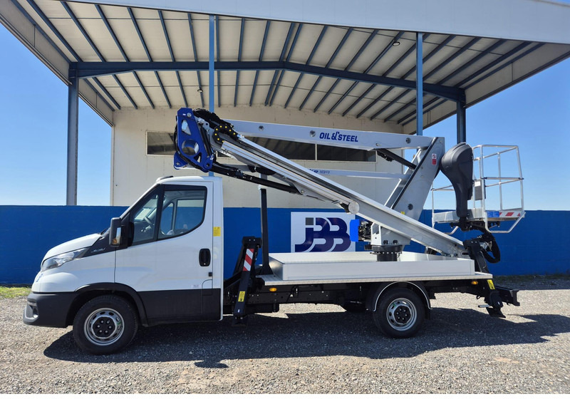 Iveco 35-140 Oil & Steel Snake 189 - Camião, Camião grua: foto 1 Iveco 35-140 Oil & Steel Snake 189 - Camião, Camião grua: foto 1