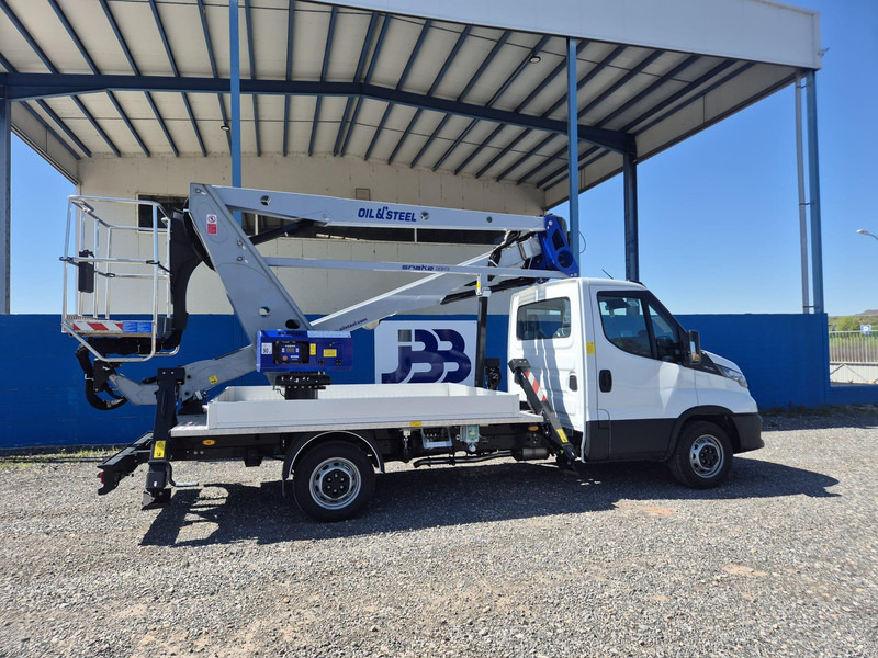 Iveco 35-140 Oil & Steel Snake 189 - Camião, Camião grua: foto 3 Iveco 35-140 Oil & Steel Snake 189 - Camião, Camião grua: foto 3