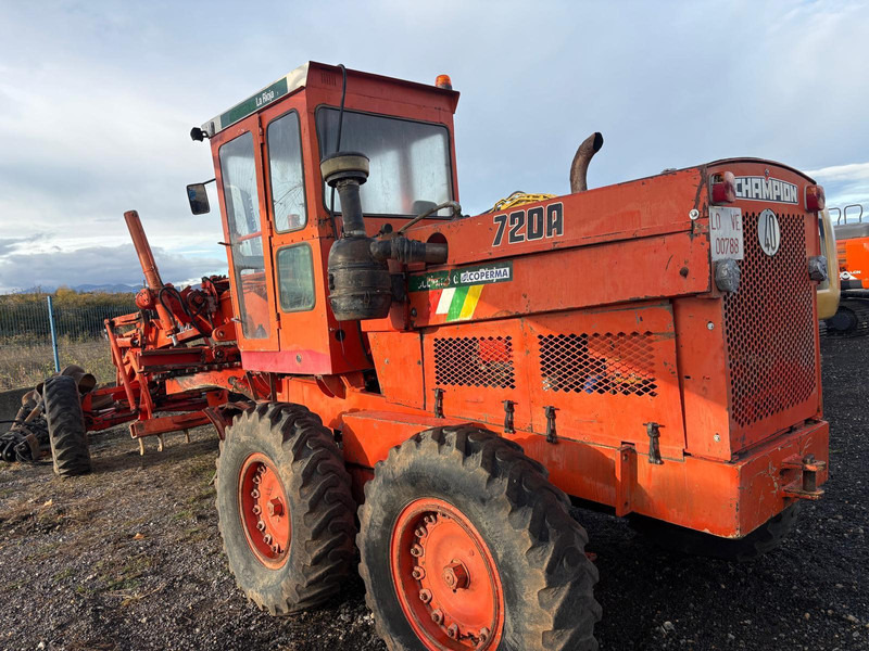 Champion D720 - Motoniveladora: foto 2 Champion D720 - Motoniveladora: foto 2